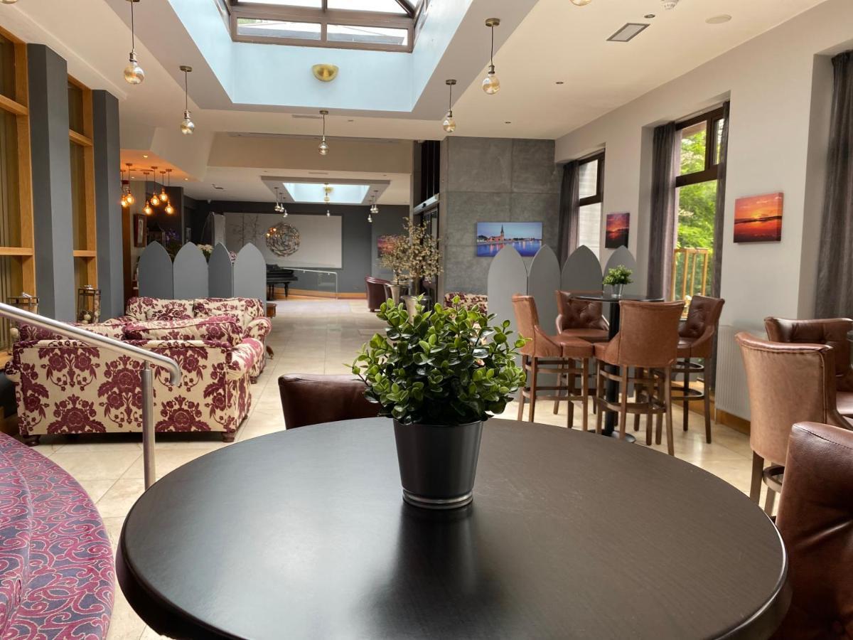 Twin Trees Hotel & Leisure Club Ballina  Eksteriør billede