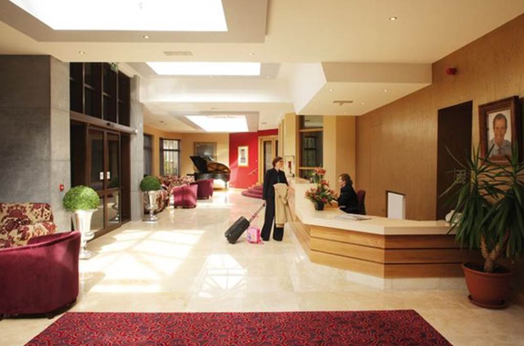 Twin Trees Hotel & Leisure Club Ballina  Eksteriør billede