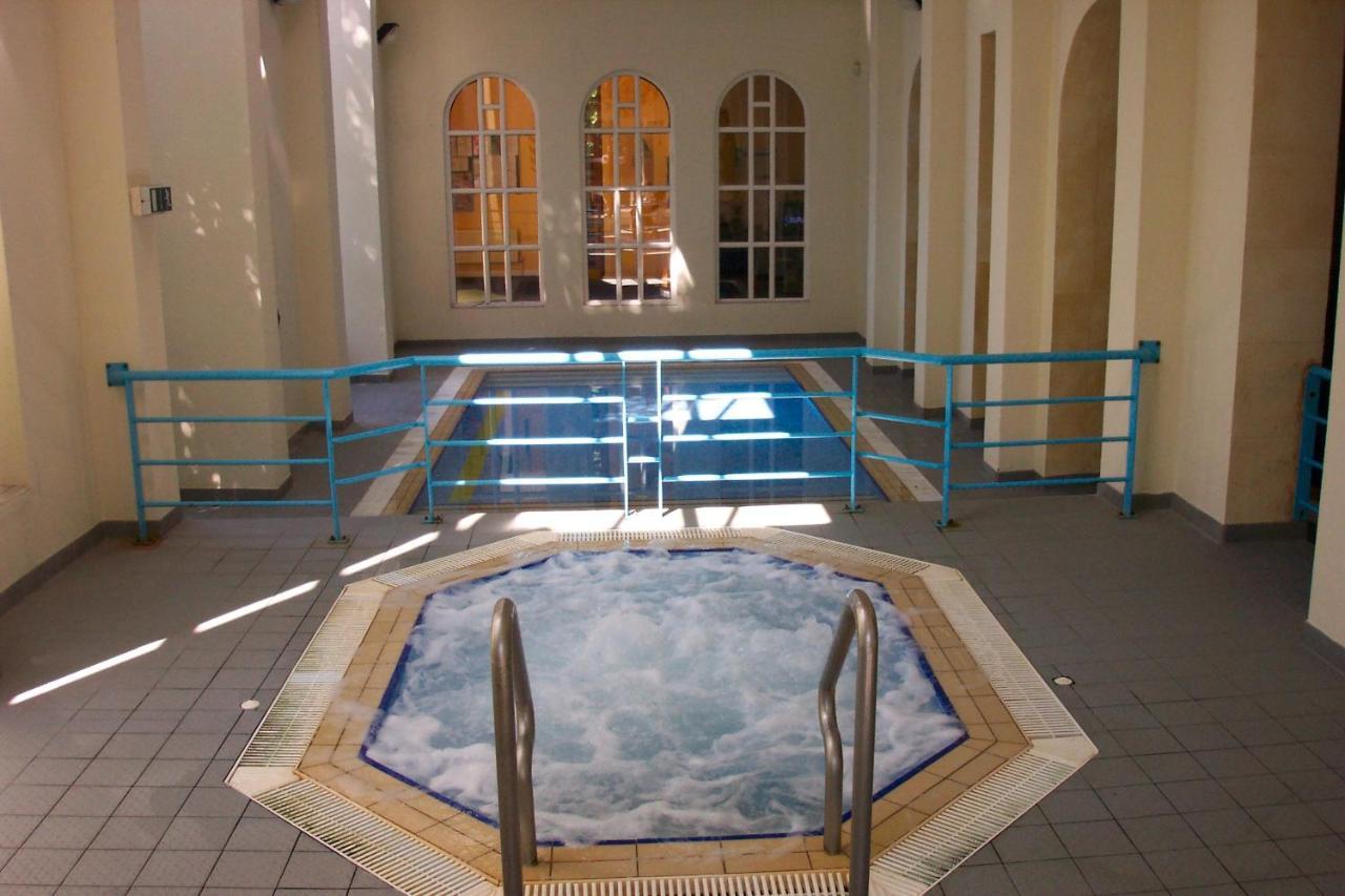 Twin Trees Hotel & Leisure Club Ballina  Eksteriør billede